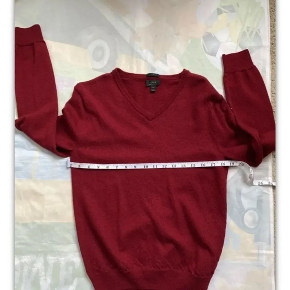 J.Crew Slim Fit V-Neck Mens Knit Sweater Maroon 100% Wool Size Medium